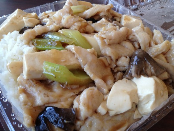 Chicken with bean curd Hung To Seafood