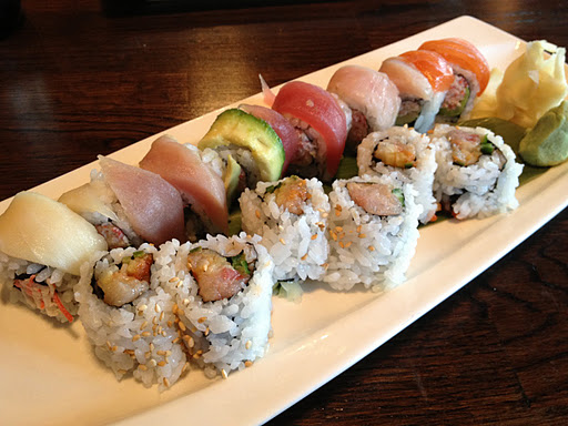 Assorted rolls Kama Sushi