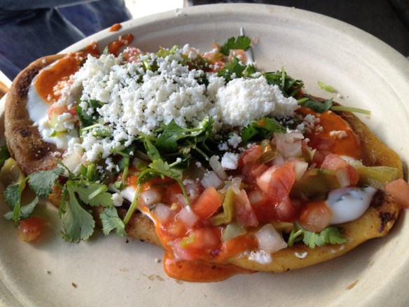 Huarache de nopales El Huarache Loco