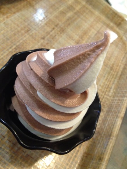 Swirl soft serve Fresh Choice