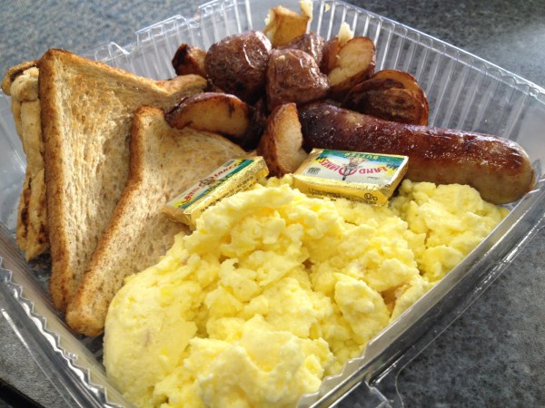 Classic breakfast Wolfgang Puck Express